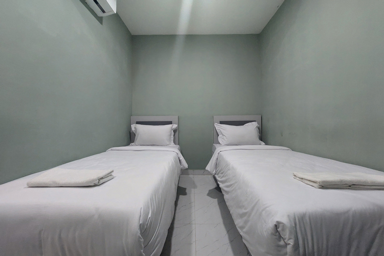 Bedroom 15