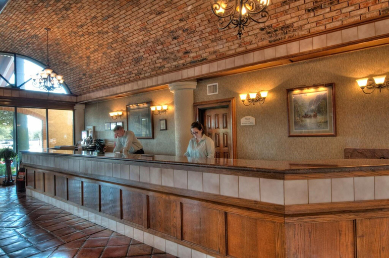 Public Area 2, MCM Elegante Suites Abilene, Taylor