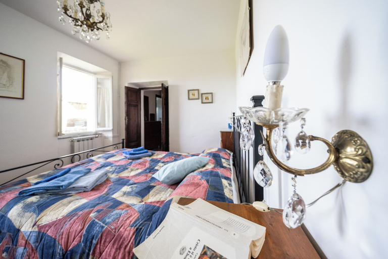 Room 4, Casa Dell'Alfiere, Massa Carrara