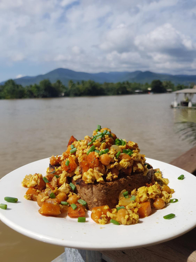 Others 2, The Hideaway, Kampot