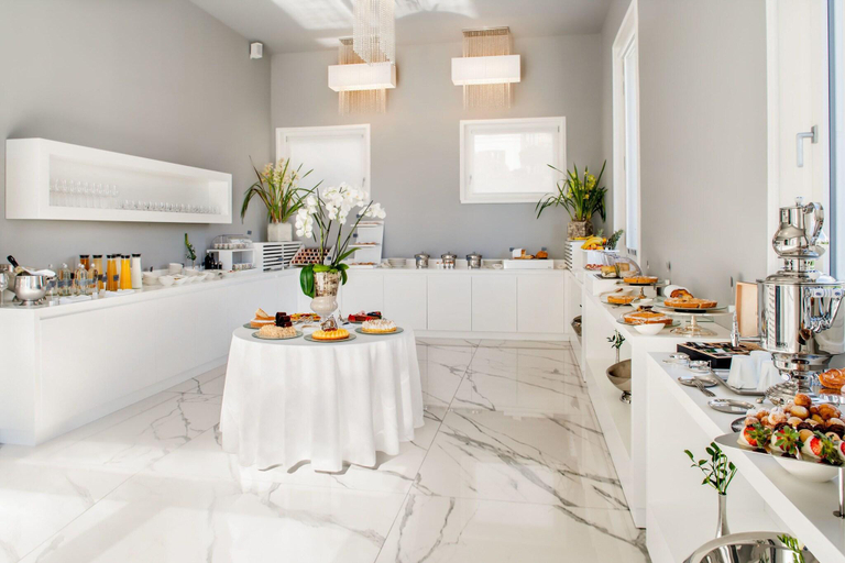 Food & Drinks 5, Hotel Miramare Continental Palace, Imperia