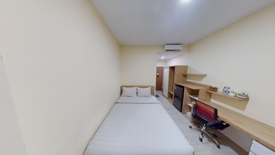 Bedroom 6