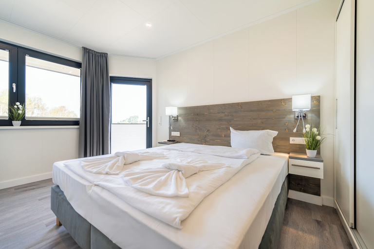 Bedroom 4, Marina Martinshafen, Vorpommern-Rügen