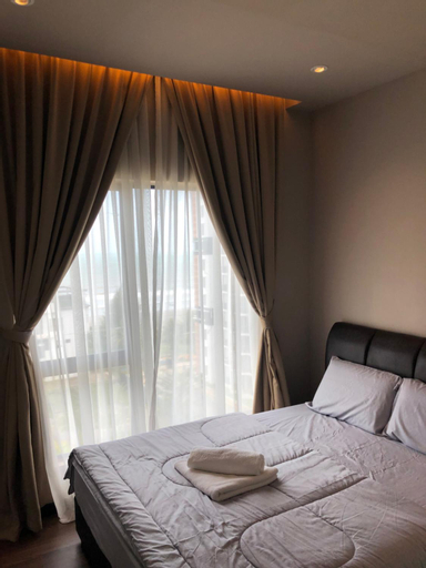 Bedroom 2, Swiss Garden Resort Residence Pool Sea view Beach Resort LUXURY apartment & FaMiLy SUITE, Kuantan