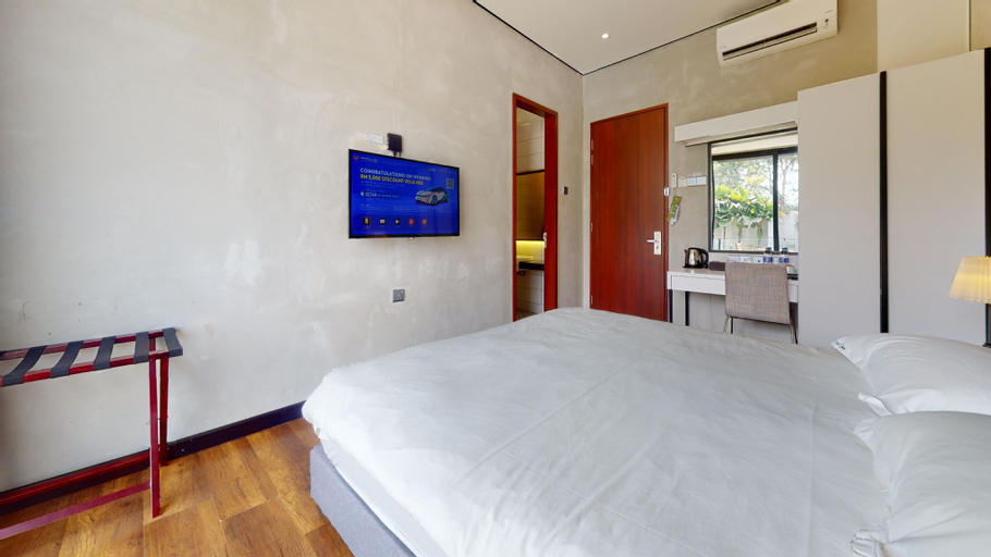 Bedroom 8