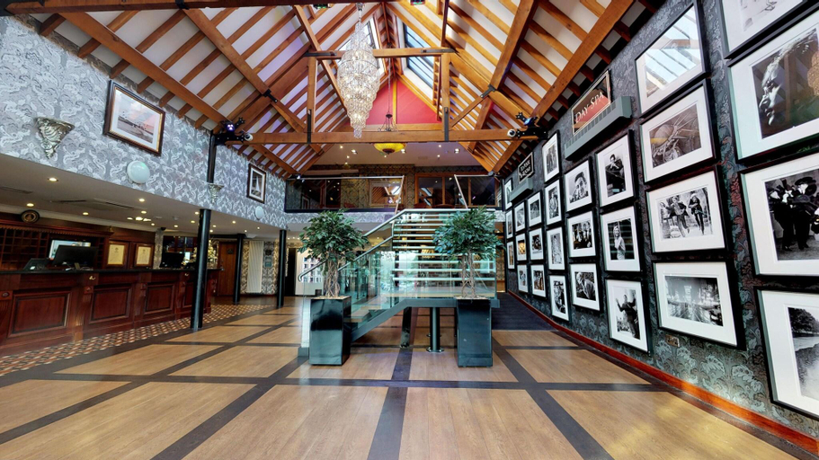 Public Area, Old Thorns Golf Resort and Spa Hampshire by Accor, Hampshire