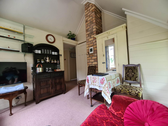 Others 5, Dovecote House Bed and Breakfast, Waitakere