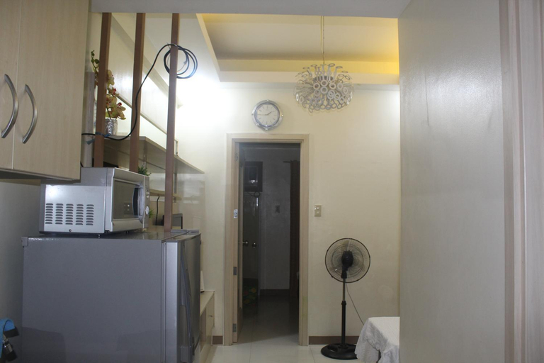 Others 4, Chateau Elysee a14 near Airport Wifi Kitchen, Parañaque