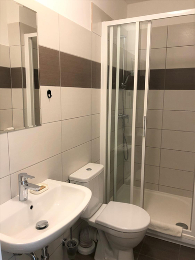 Others 3, Hotel U namornika, Plzeň