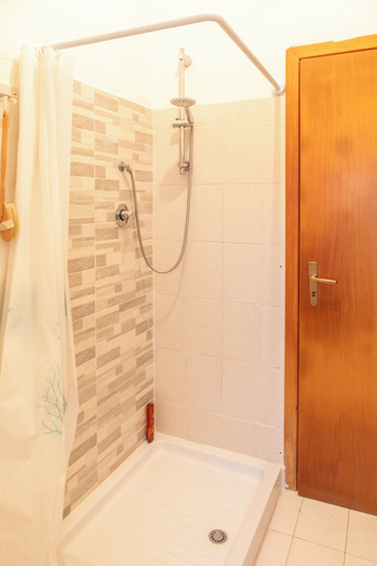 Bathroom 3, Casa Frida, Salerno