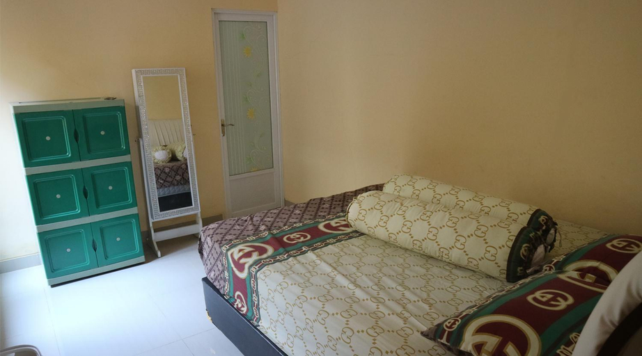 Bedroom 3, Homestay / Guest House Dekat Malioboro, Bantul