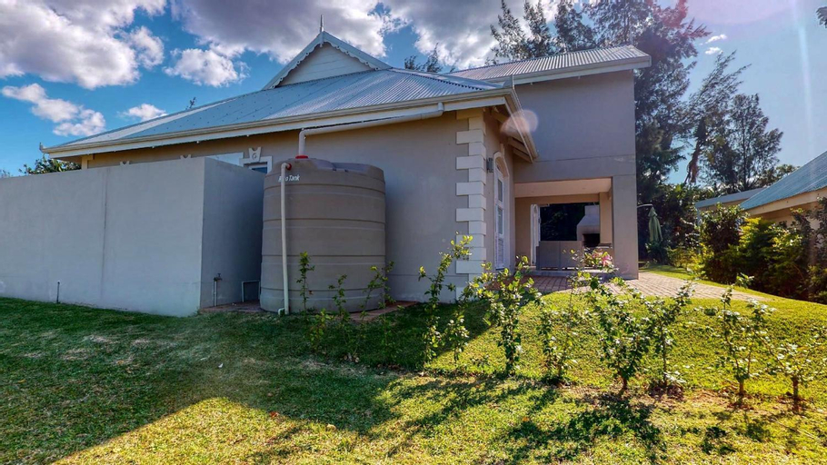 Caribbean Estate Supreme by Top Destinations Rentals, Ugu