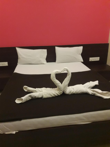 Bedroom 2, HOTEL SAIMEERA PALACE, Ahmadnagar