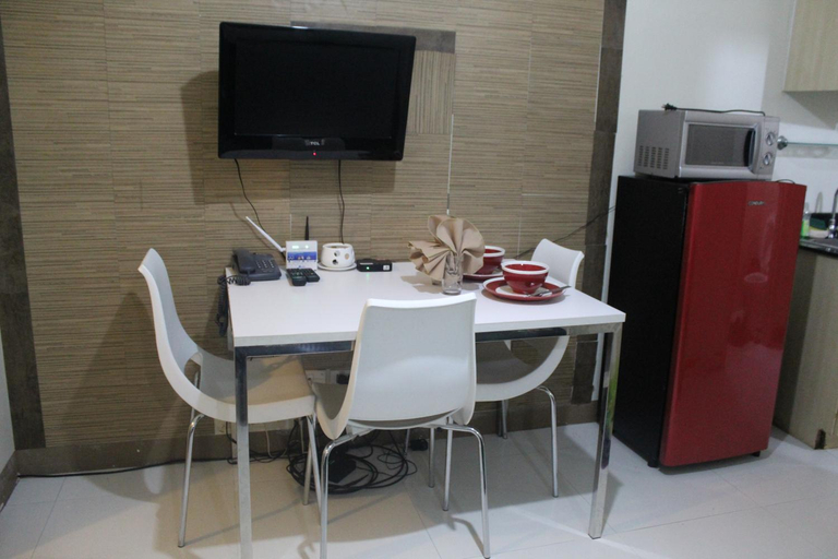 Others 5, Chateau Elysee a14 near Airport Wifi Kitchen, Parañaque