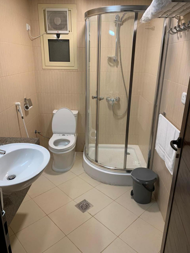 Others 3, Manazelna Aparthotel, Jeddah