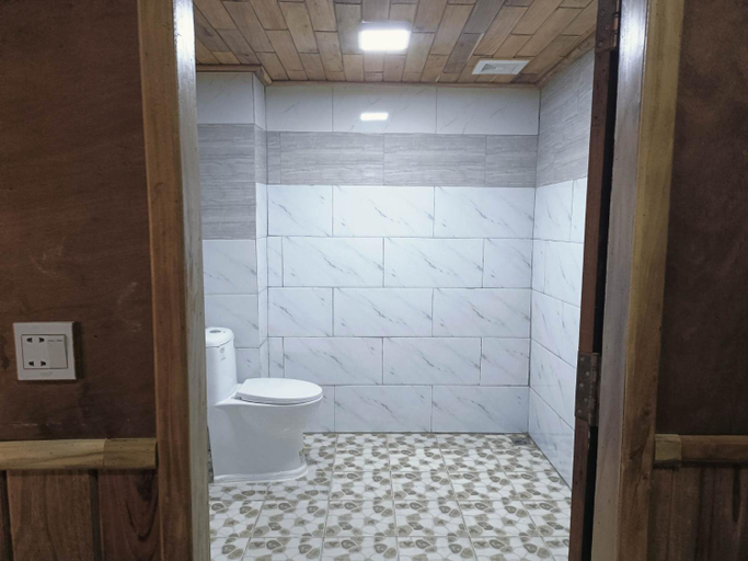 Bathroom 2, Sunshine Hotel Kampot, Kampot