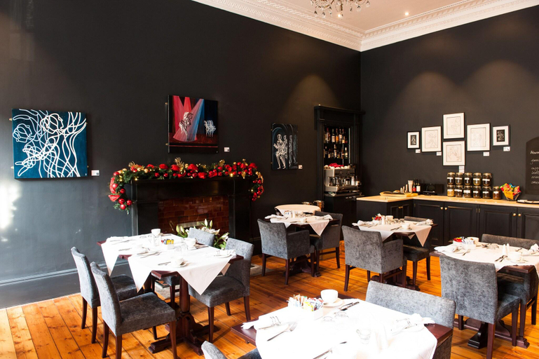 Food & Drinks 5, No. 11 Hotel Edinburgh, Edinburgh