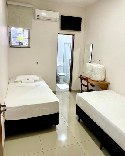 Bedroom 2, Nav Park Hotel, Naviraí