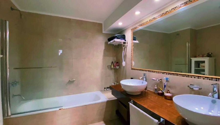 Bathroom 3, Departamento suites, General Pueyrredón