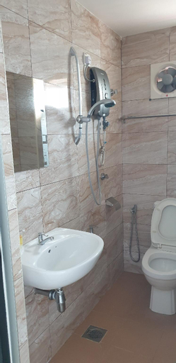 Bathroom 4