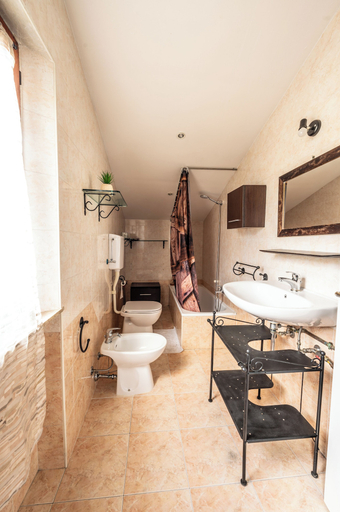 Bathroom, L'Oasi Di Ramona, Parma