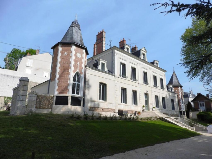 Others 2, Chateau des Basses Roches, Loir-et-Cher