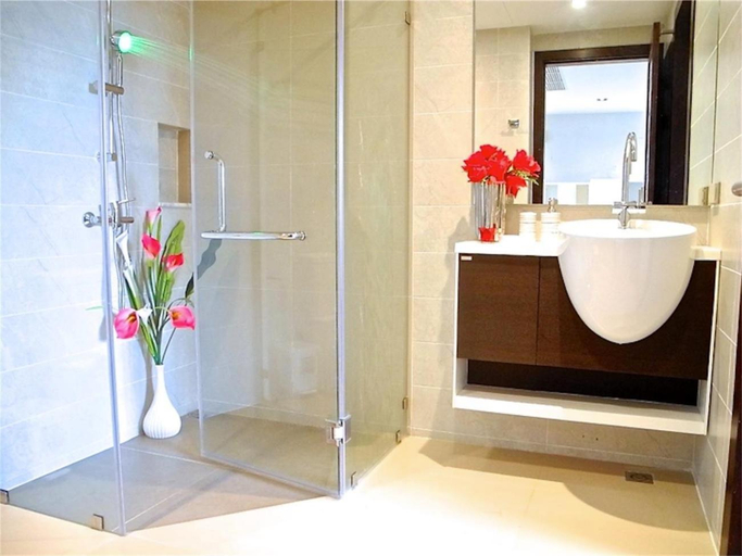 Bathroom 5, Emerald Terrace Resort Patong, Phuket Island
