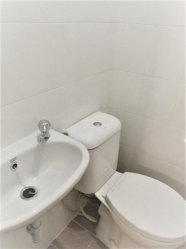 Bathroom 4