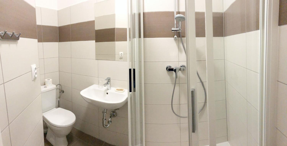 Others 5, Hotel U namornika, Plzeň