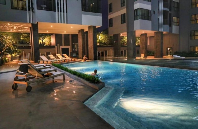 Swimming Pool 5