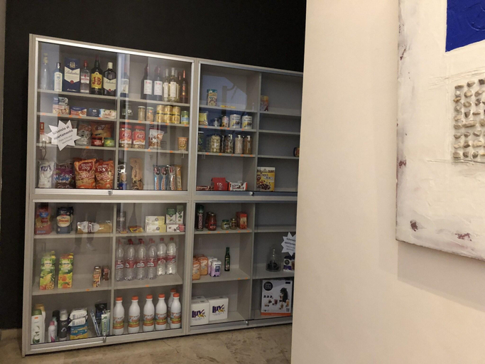 Food & Drinks