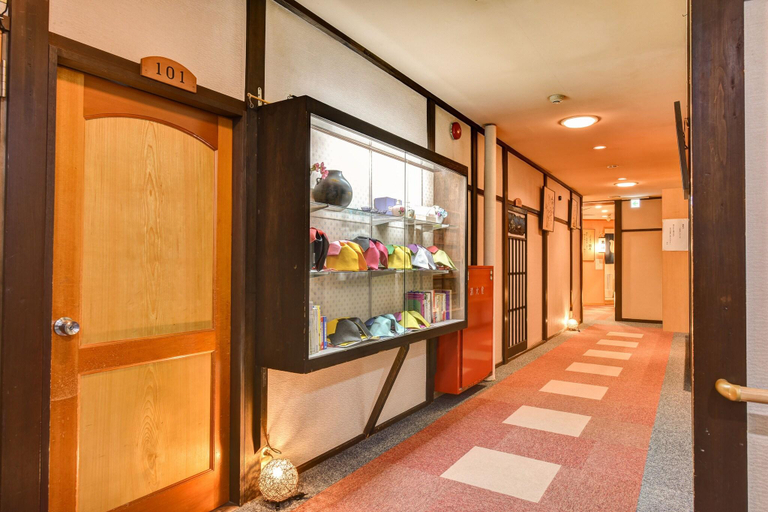 Public Area 2, Futarishizuka Hakuun, Takayama