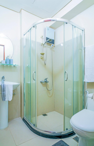 Bathroom 2, ZEN Home Beacon Makati, Makati City