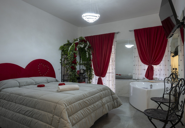 Bedroom 3, Jacuzzi Rooms Vatican Museum, Rome