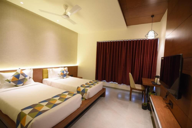 Bedroom 3, The Pramukh Hotel, Vadodara