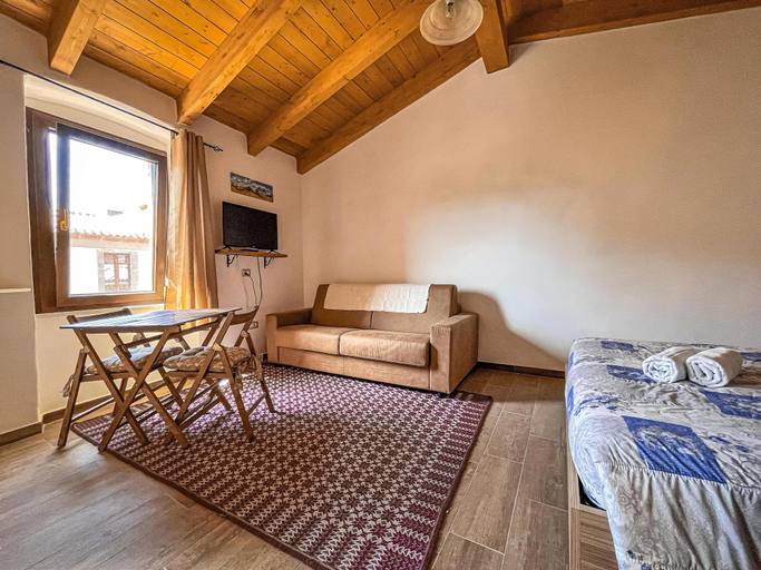 Others 5, Favisi Rooms, Oristano