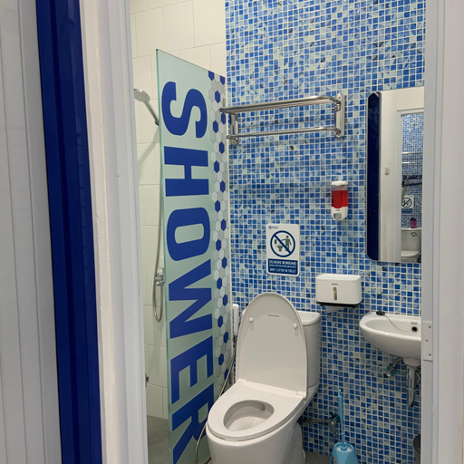 Bathroom, Rosalyne Sleepbox Malioboro 3 (Ahmad Yani), Yogyakarta