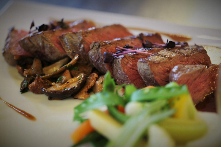 Food & Drinks 13