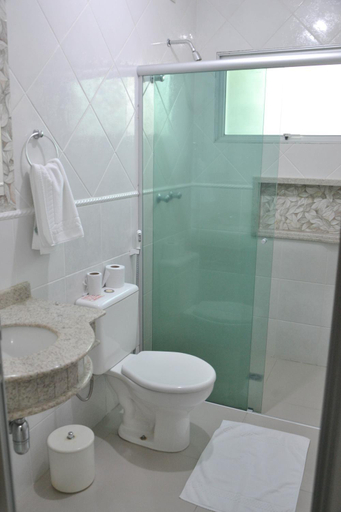 Bathroom 3, Hotel Almanara, Pirapozinho