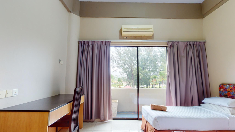 Bedroom 8