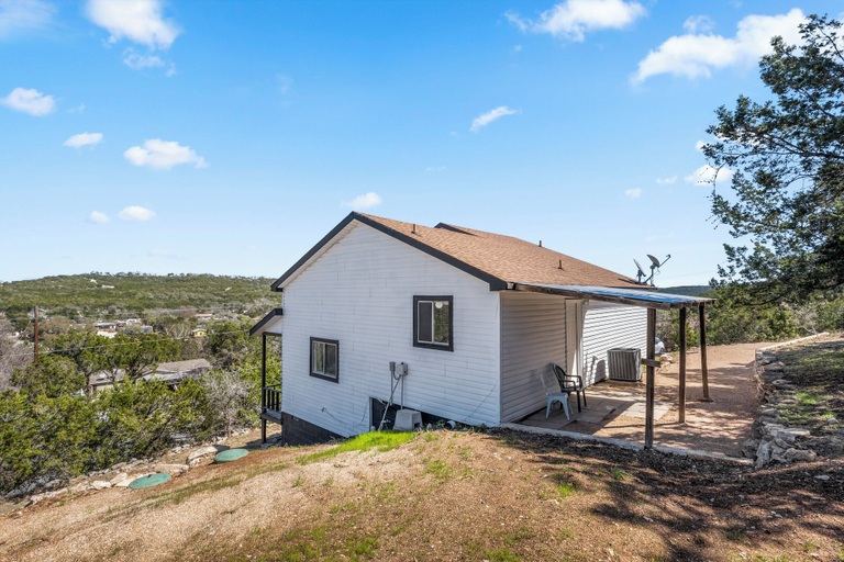 Exterior & Views, The Heritage Hideaway Views Games & More, Travis