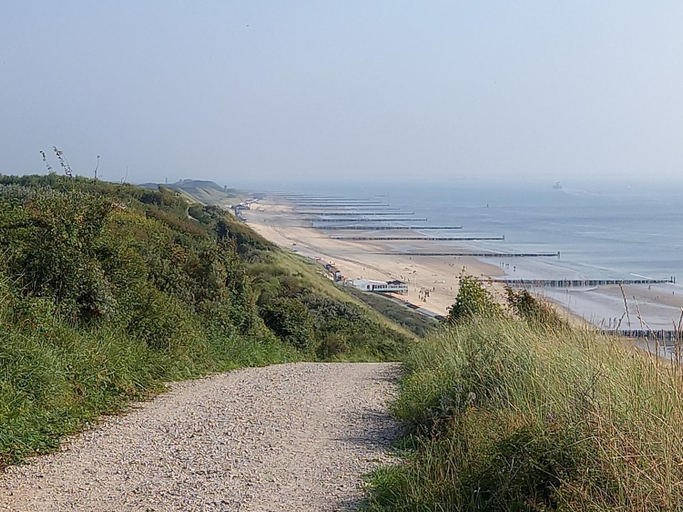 Others 5, Room by the sea, Veere