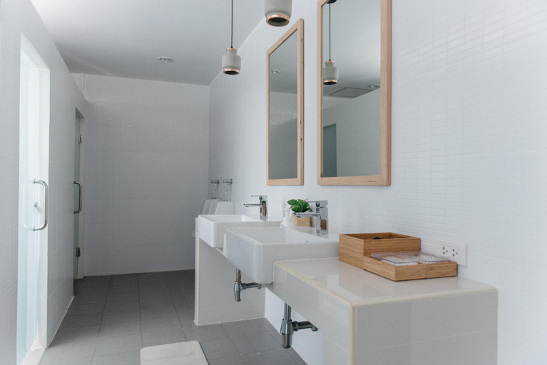Bathroom 11