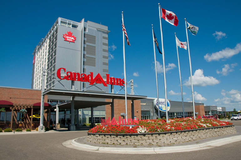 Exterior & Views 2, Canad Inns Destination Center Grand Forks, Grand Forks