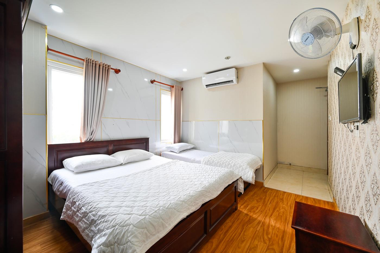 Bedroom 9