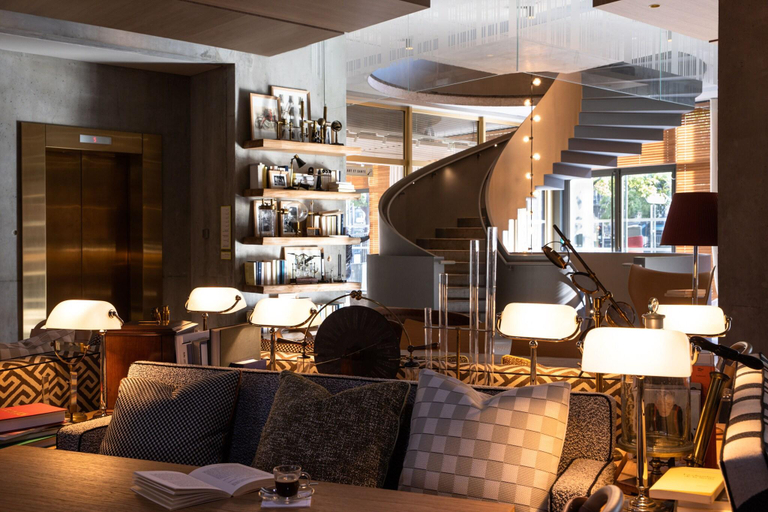 Public Area 3, Villa M, Paris