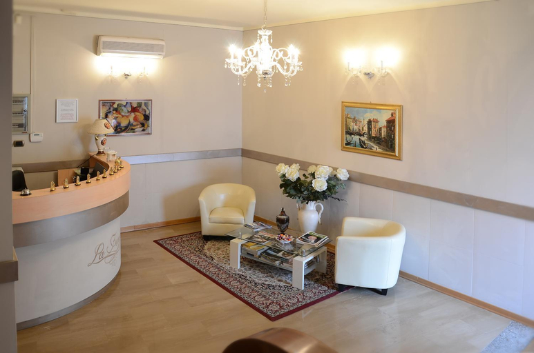 Public Area, Hotel La Fenice, Brescia