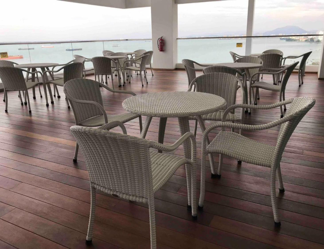 Food & Drinks 5, SUNRISE Gurney Seaview Luxury Duplex, Georgetown, Penang Island