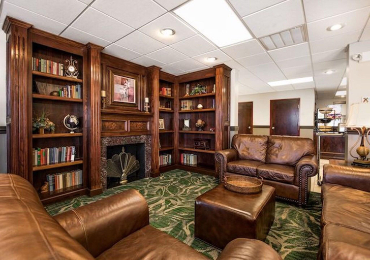 Public Area 3, Savannah House Hotel, Taney