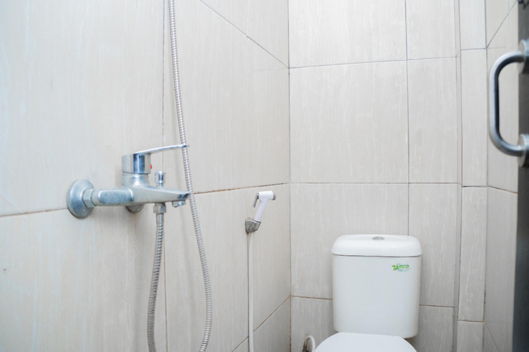 Bathroom 4